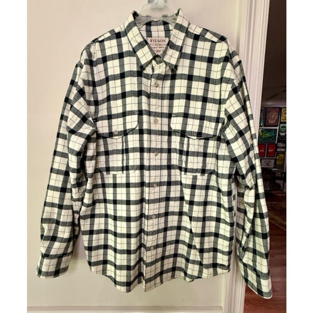 Filson Men's L Plaid Button-Up Long Sleeve Flannel Shirt